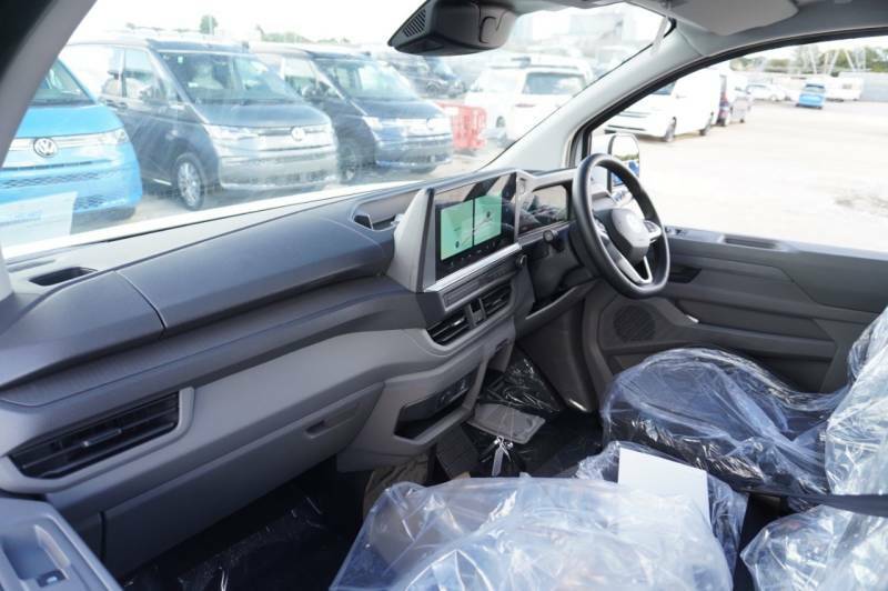 Volkswagen Transporter T32 Panel Van Commerce Plus Lwb 150 Ps 2.0 Tdi 8Sp White #2