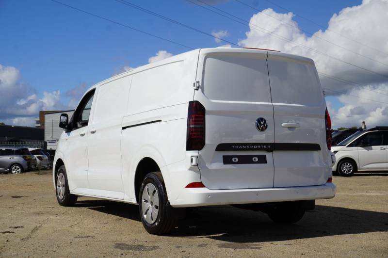 Volkswagen Transporter T32 Panel Van Commerce Plus Lwb 150 Ps 2.0 Tdi 8Sp White #3