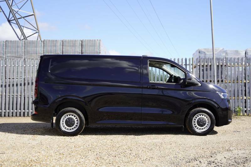 Volkswagen E-Transporter T32 Commerce Plus Swb 136 Ps 65 Kwh 1Sp A Black #4