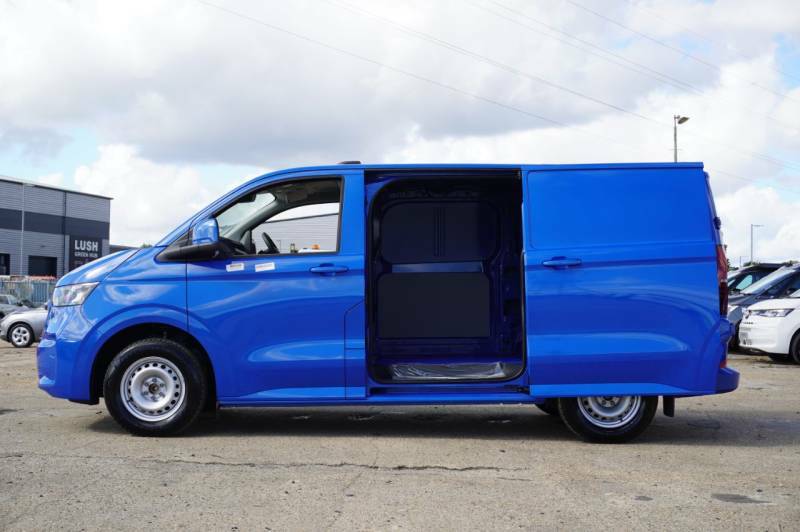Volkswagen E-Transporter T32 Commerce Plus Swb 136 Ps 65 Kwh 1Sp A  Blue #5