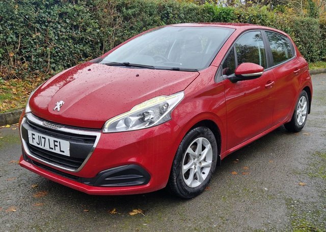 Peugeot 208 1.2 Puretech Active Hatchback Eu FJ17LFL Red #4