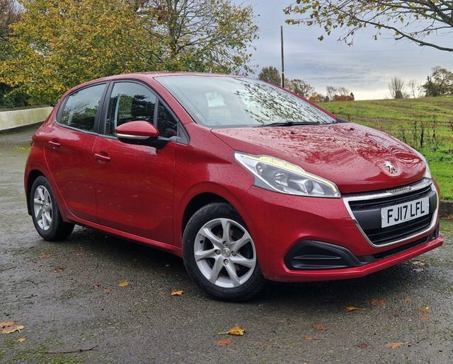 Peugeot 208 1.2 Puretech Active Hatchback Eu Red