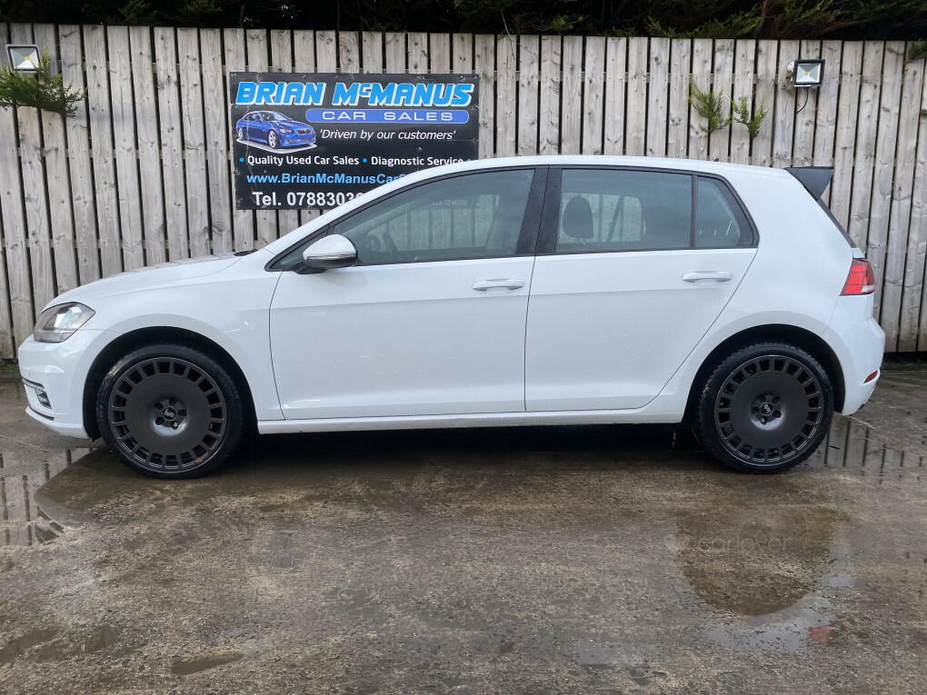 Volkswagen Golf Se Tdi Bluemotion Technology NG17ZFS White