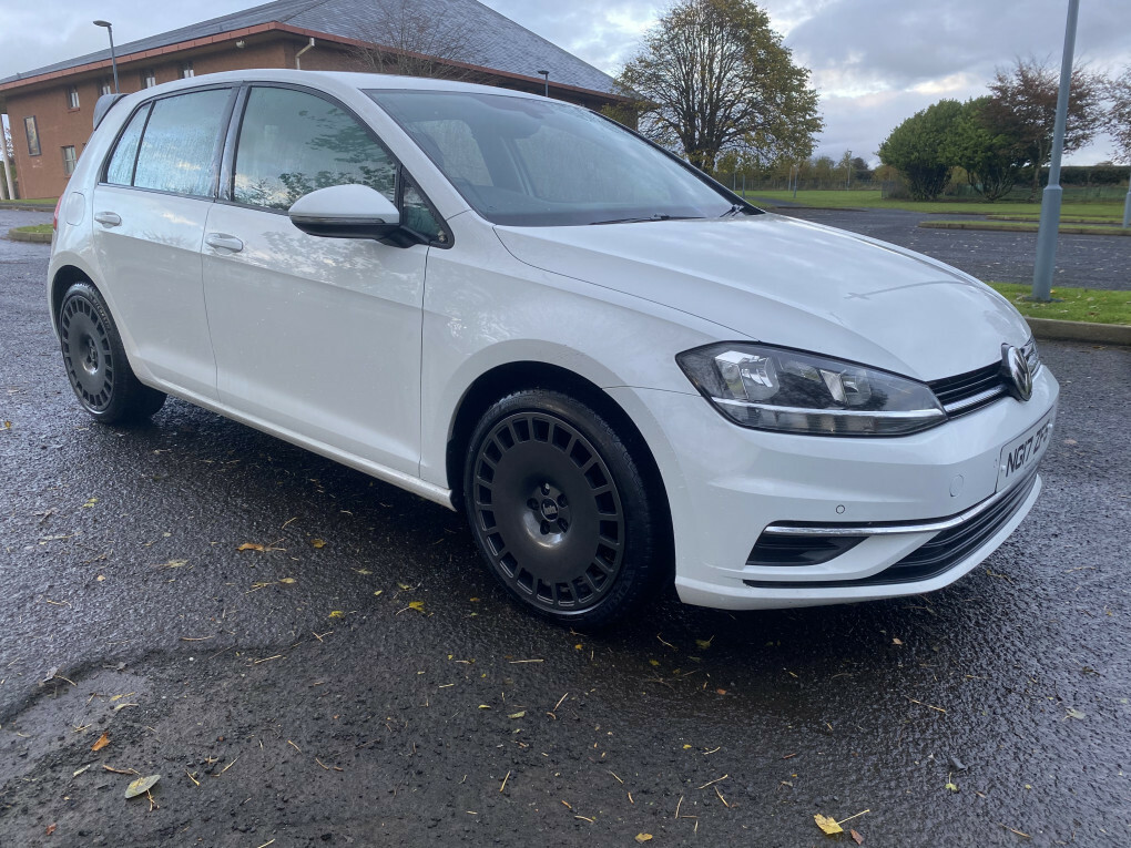 Volkswagen Golf Se Tdi Bluemotion Technology NG17ZFS White #4