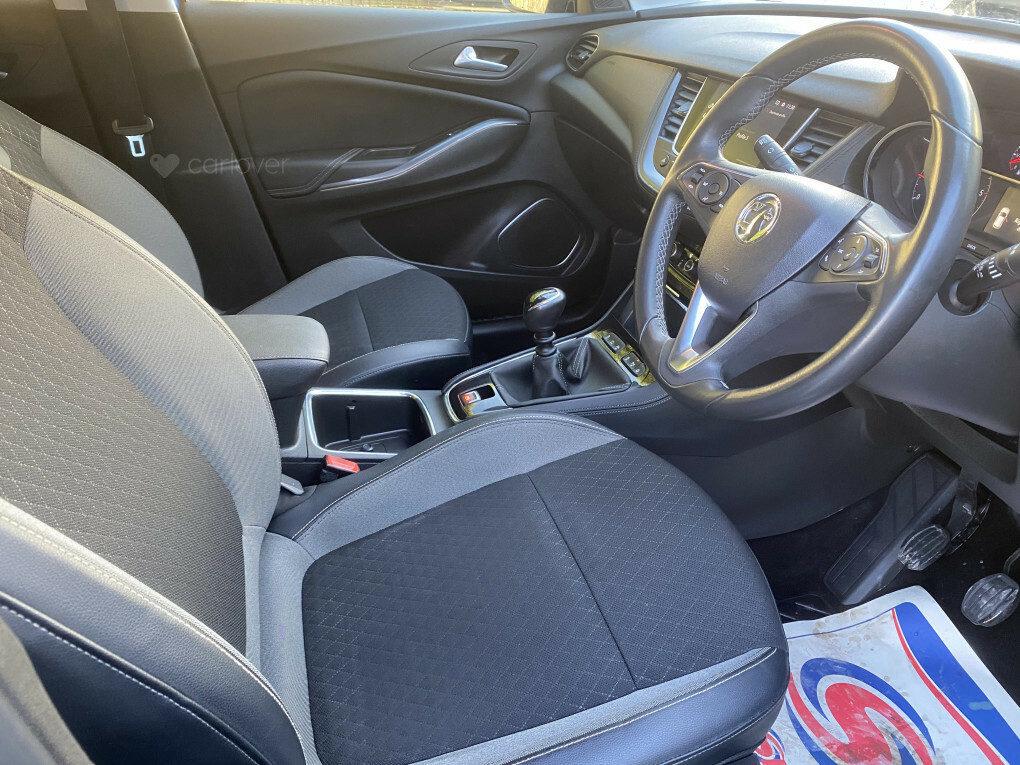 Vauxhall Grandland X Tech Line Nav Td Ss DX18XDU #6