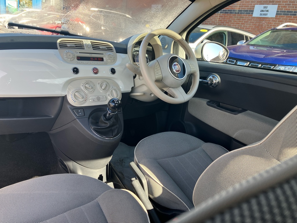Fiat 500 1.2 Lounge Start Stop OV12LVK White #2