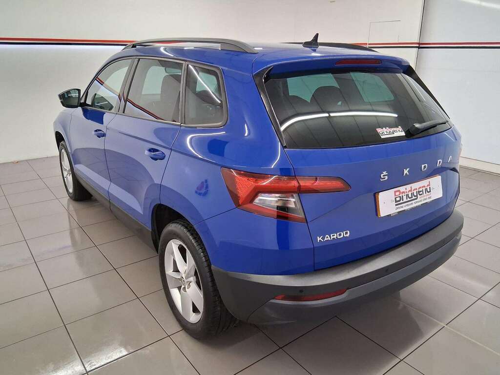Skoda Karoq 1.0 Tsi Se Suv Blue #3