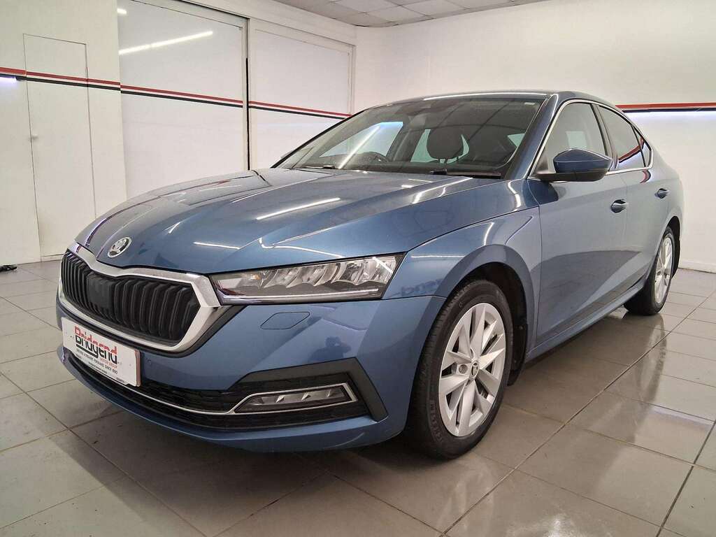 Skoda Octavia 2.0 Tdi Se L Hatchback Blue #2