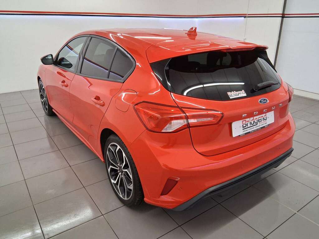 Ford Focus 1.5 Ecoblue St-line X Hatchback YT69VZB Red #3