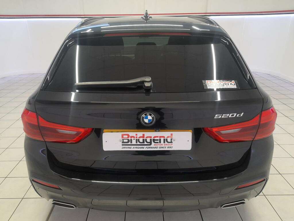 BMW 5 Series 2.0 520D Mht M Sport Touring YB20DHM Black #5