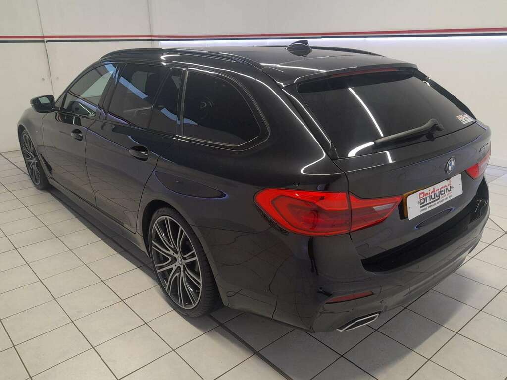 BMW 5 Series 2.0 520D Mht M Sport Touring YB20DHM Black #4