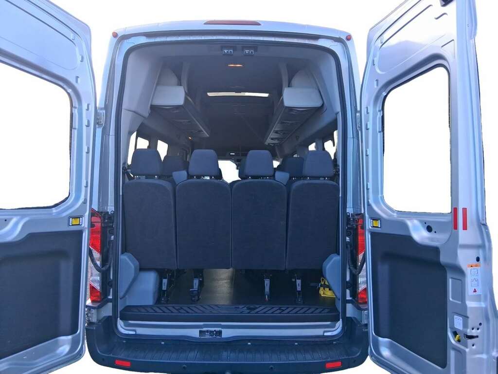 Ford Transit Custom L4 H3 2.2 Tdci 460 Hdt Trend Minibus 18 Seats SG68MFZ Silver #5