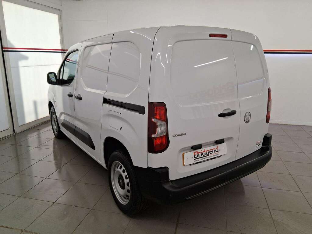 Vauxhall Combo 1.5 Turbo D 2300 Prime-plus Panel Van M DL25WGF White #4