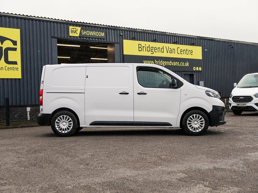 Toyota PROACE 1.5D 120 Bhp Icon Medium Euro 6 6 Speed Man White #6