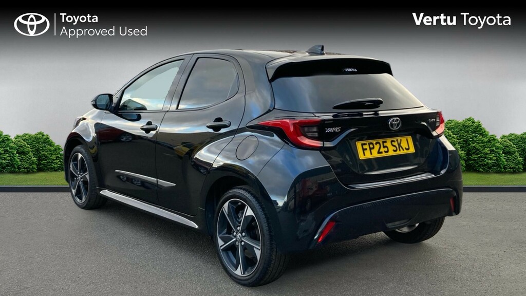 Toyota Yaris Excel FP25SKJ Black #4