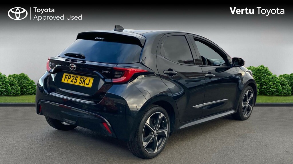 Toyota Yaris Excel FP25SKJ Black #2