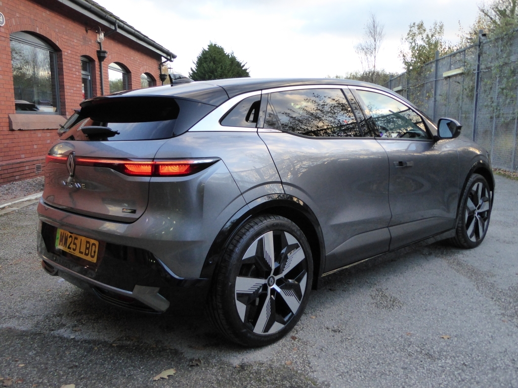 Renault Megane Techno Comfort My25 220 Grey #3