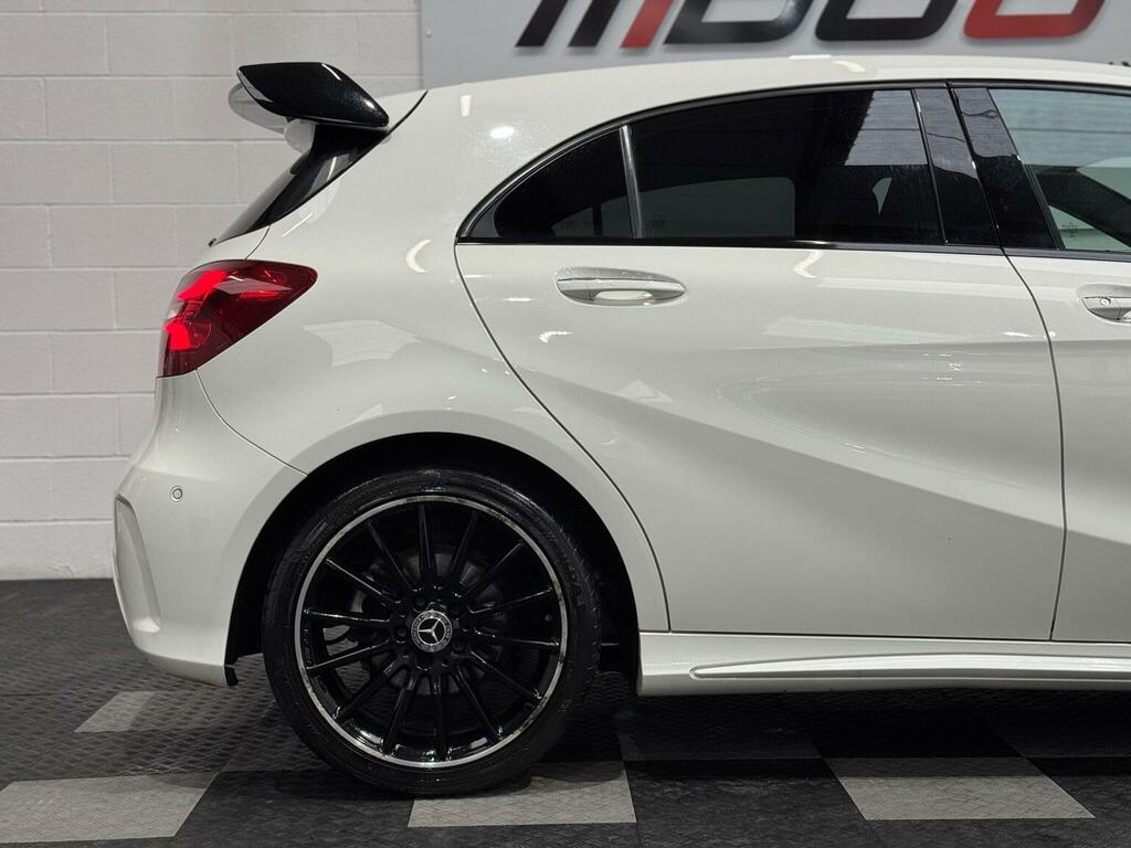 Mercedes-Benz A Class Hatchback 2.1 A200d Amg Line Premium Plus 7G-dct WA18NXJ White #5