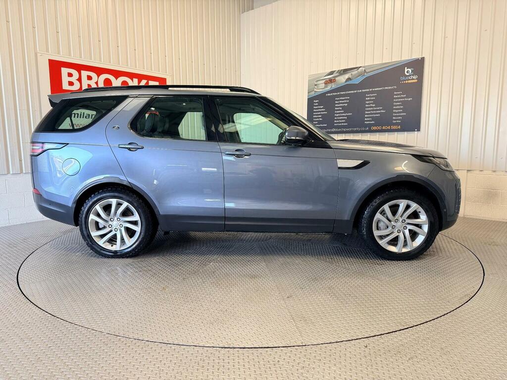 Land Rover Discovery Suv 3.0 Sd V6 Hse 4Wd Euro 6 Ss 2018 WJ68VXO Blue #3