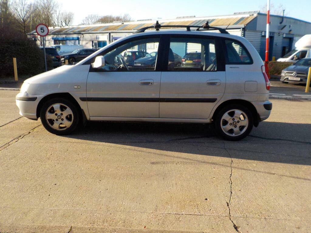 Hyundai Matrix Hatchback 1.5 Crtd Gsi 2008 Silver #2
