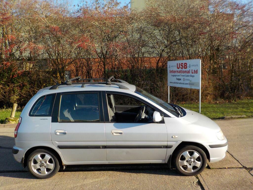 Hyundai Matrix Hatchback 1.5 Crtd Gsi 2008 Silver #10