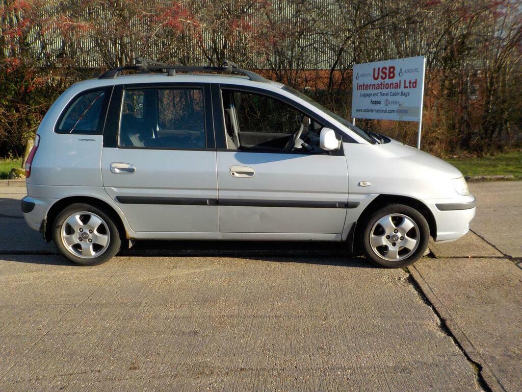 Hyundai Matrix Hatchback 1.5 Crtd Gsi 2008 Silver #1