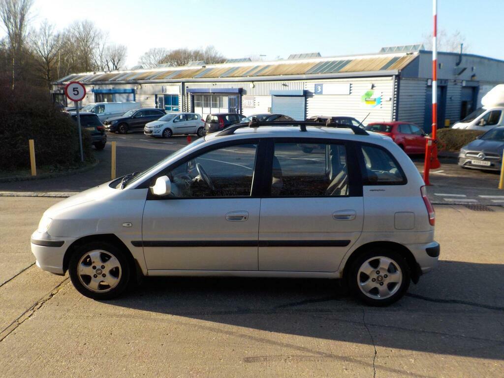 Hyundai Matrix Hatchback 1.5 Crtd Gsi 2008 Silver #5