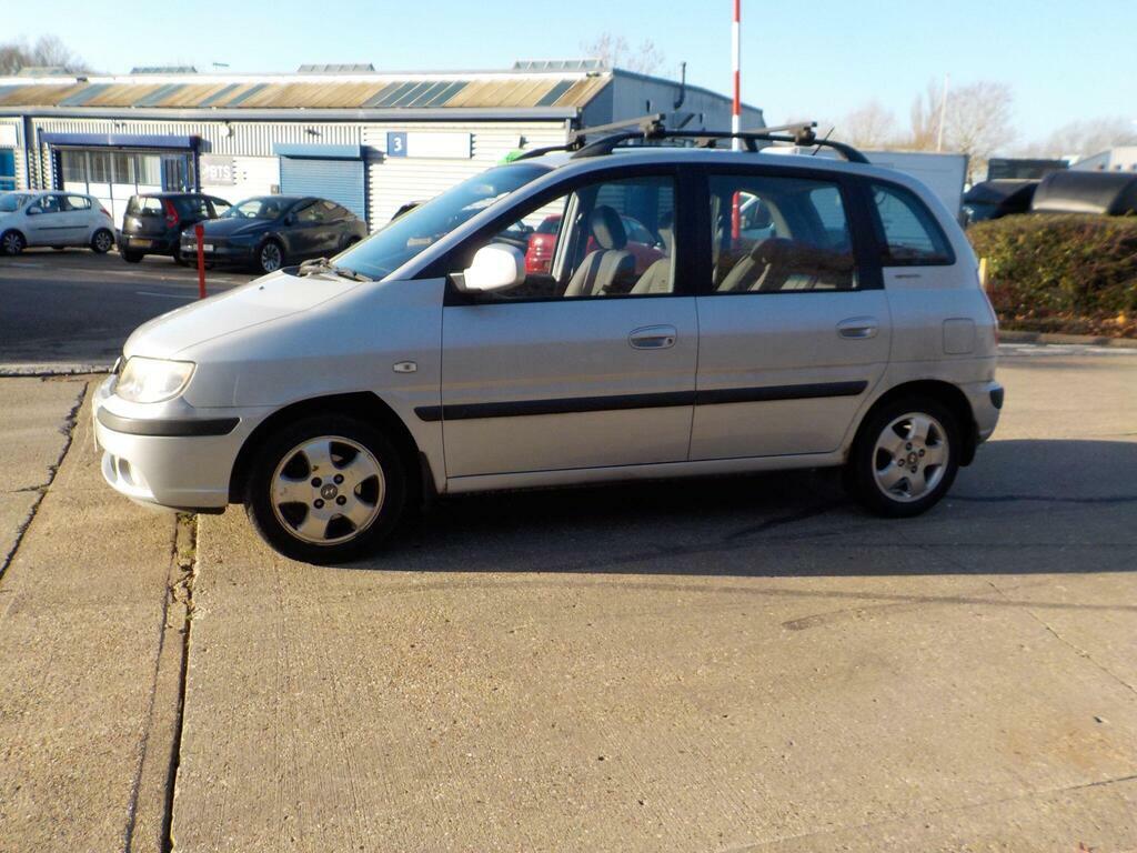 Hyundai Matrix Hatchback 1.5 Crtd Gsi 2008 Silver #11