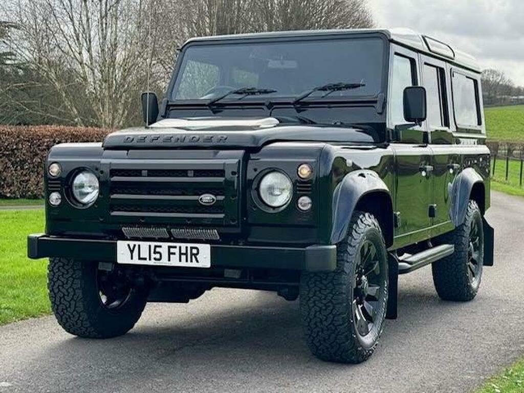 Land Rover Defender 110 2.2 Tdci Xs Station Wagon 4Wd Euro 5 YL15FHR Black #2