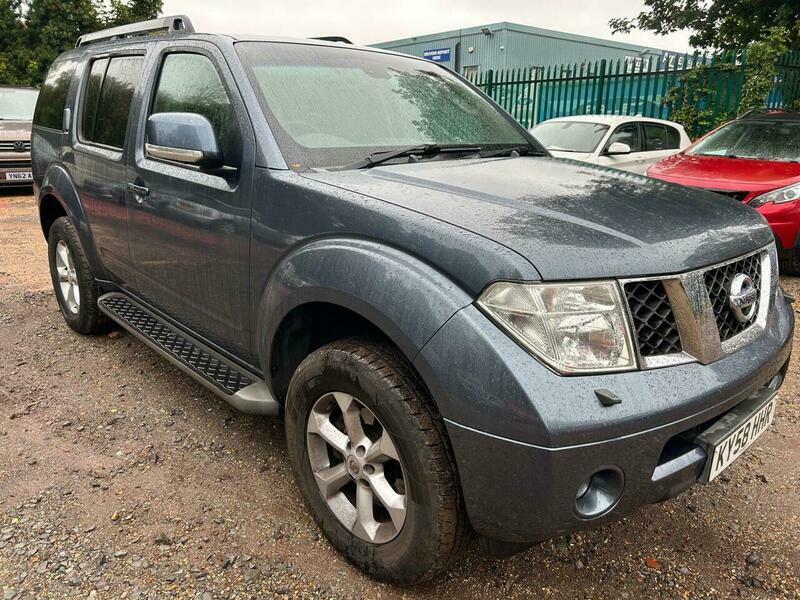 Nissan Pathfinder 2.5 Mammoth Dci 169 Bhp Black #1