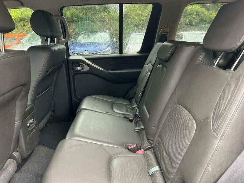 Nissan Pathfinder 2.5 Mammoth Dci 169 Bhp Black #6