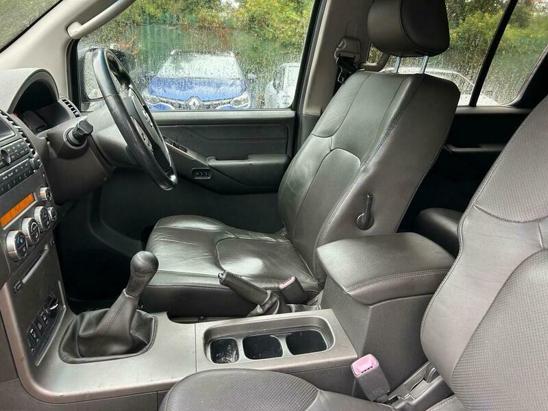 Nissan Pathfinder 2.5 Mammoth Dci 169 Bhp Black #5
