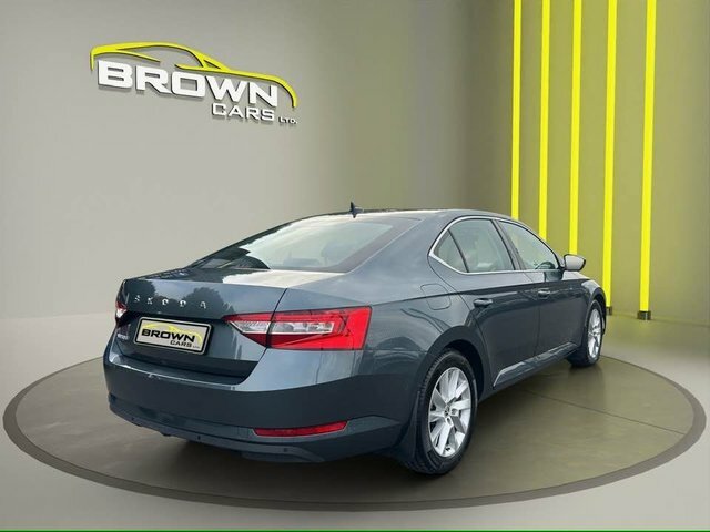 Skoda Superb 2.0 Tdi Se Hatchback Grey #5