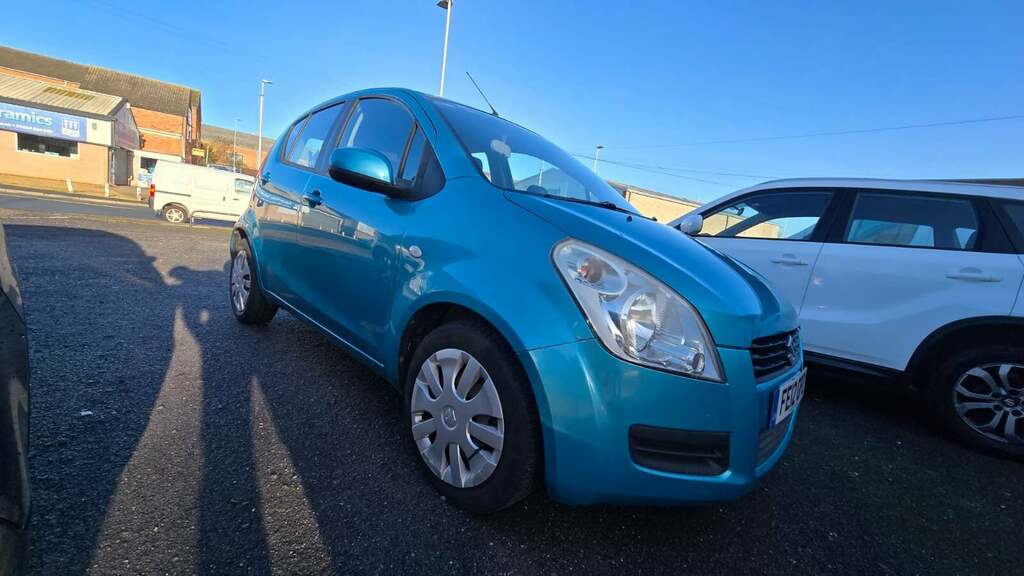 Suzuki Splash 1.0 12V Gls 201010 Red #1