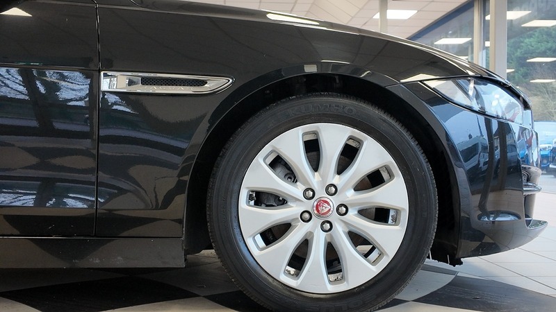 Jaguar XE D Se 17 Plate LM17UZC Black #4