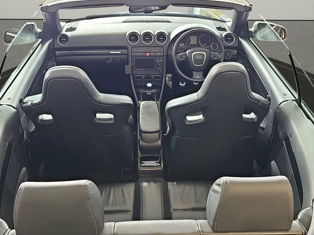 Audi RS4 Cabriolet 4.2 Quattro Grey #9