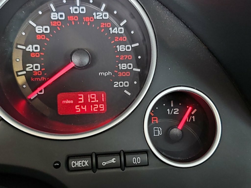 Audi RS4 Cabriolet 4.2 Quattro Grey #25