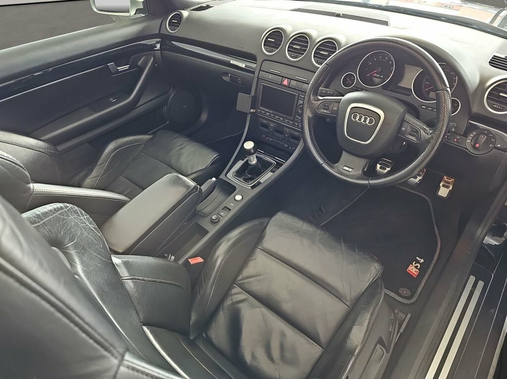 Audi RS4 Cabriolet Convertible Black #5