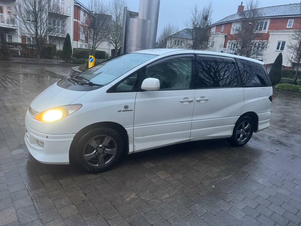 Toyota Estima Aeras G 2.4 White #2