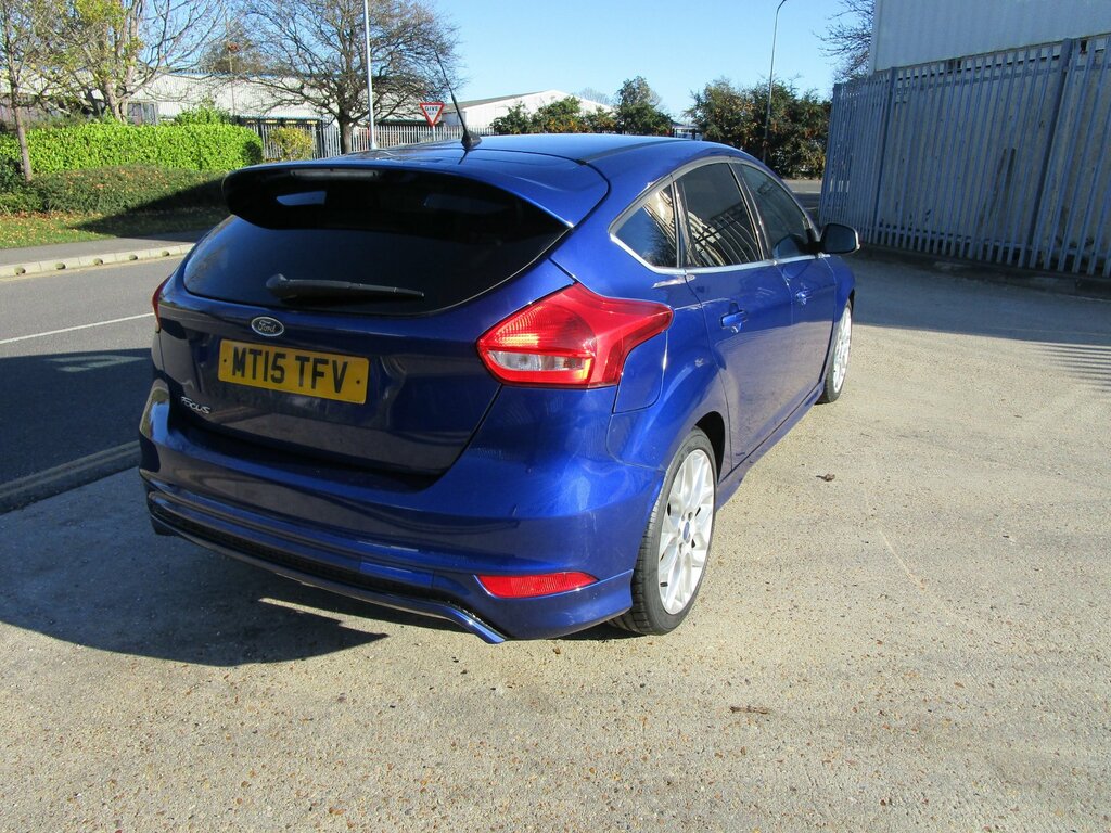 Ford Focus 1.5 Tdci Zetec S Hatchback Euro MT15TFV Blue #4
