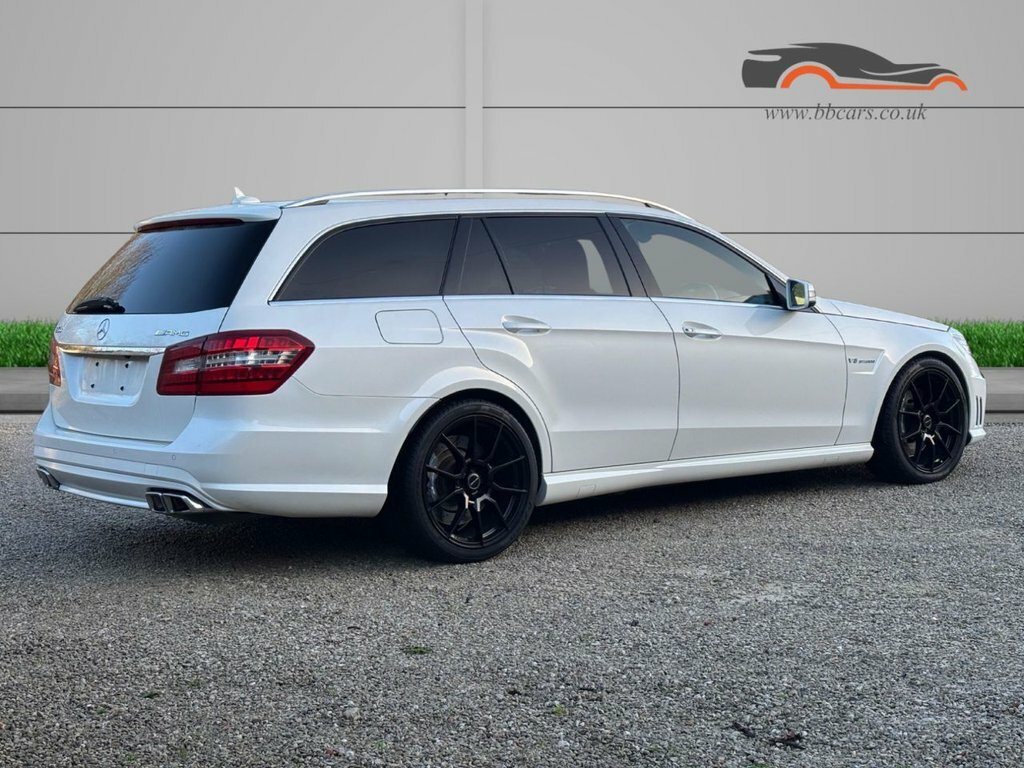 Mercedes-Benz E Class 5.5L Amg White #5