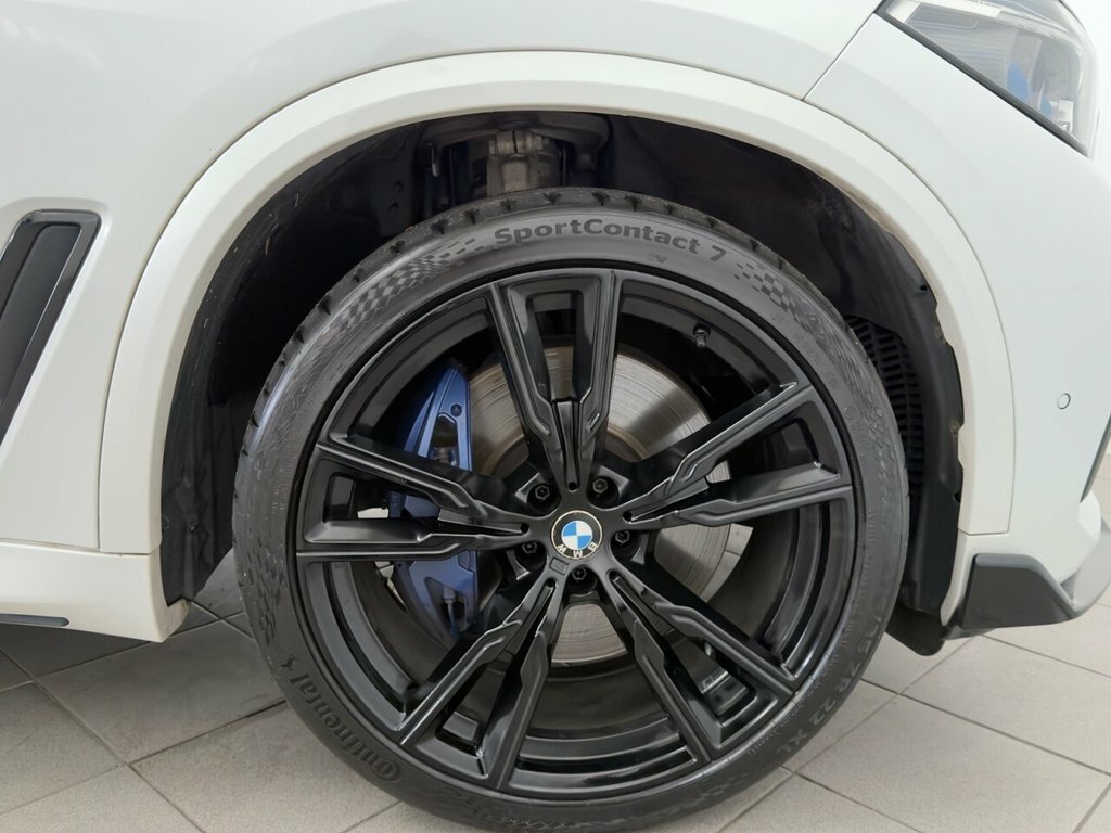 BMW X5 Suv YK68NCL White #3