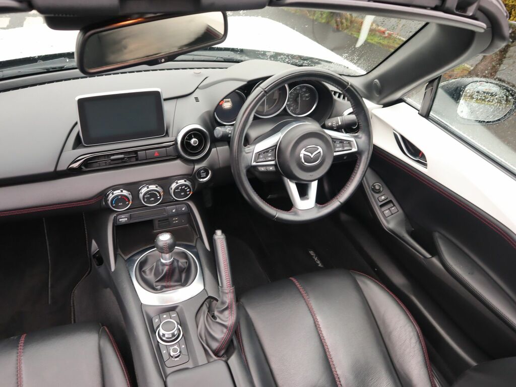 Mazda 121 Skyactiv-g Sport Nav Convertible Red #22