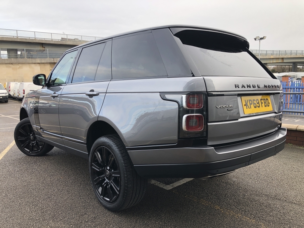 Land Rover Range Rover Hybrid Estate 2.0 Vogue KP69FBD Grey #4