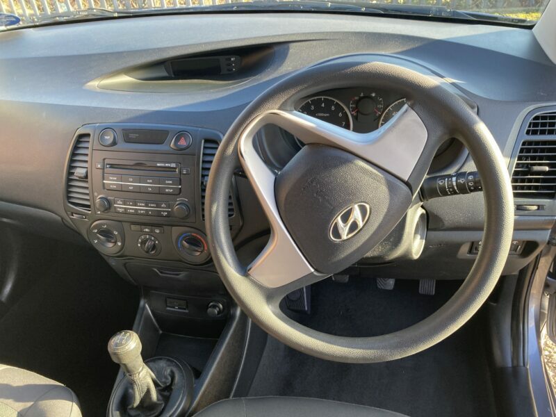 Hyundai I20 Classic Grey #3