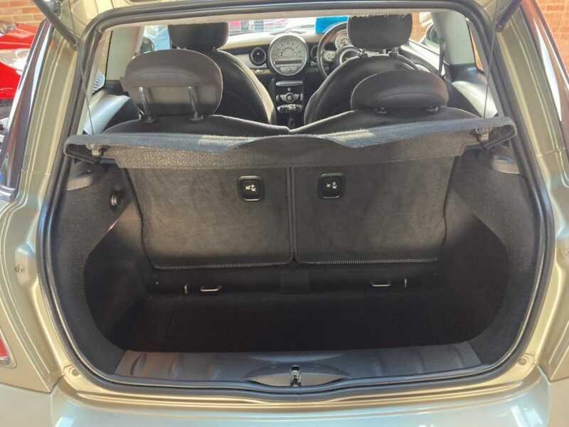 Mini Hatch Cooper Silver #3