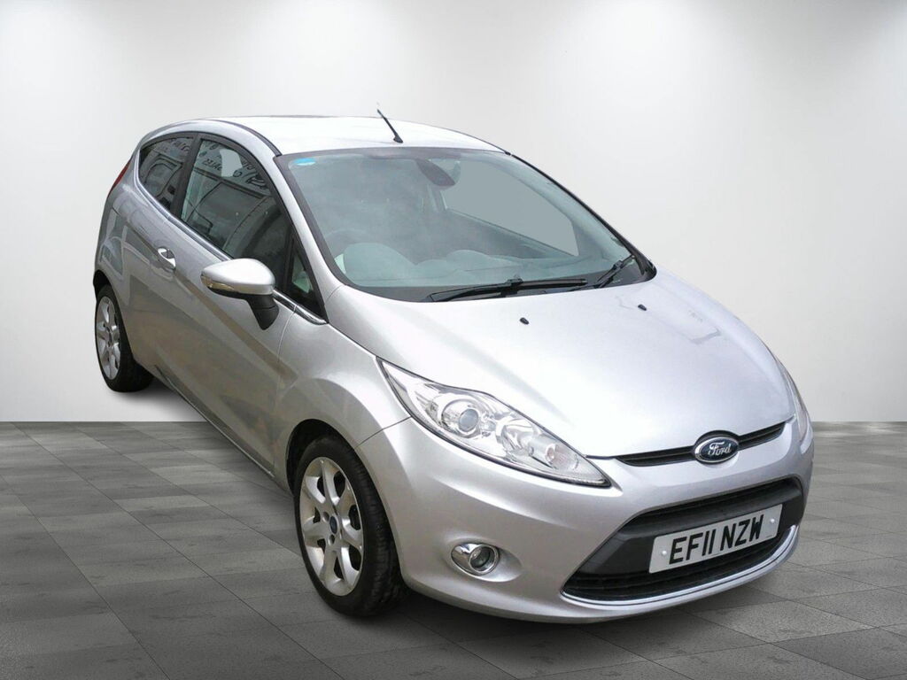 Ford Fiesta 1.6L Titanium Hatchback Euro 5 EF11NZW Silver #2