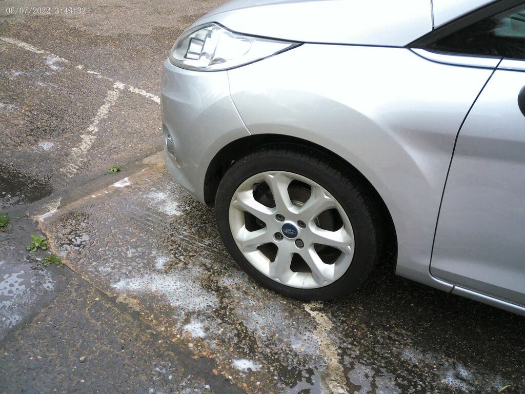 Ford Fiesta 1.6L Titanium Hatchback Euro 5 EF11NZW Silver #5