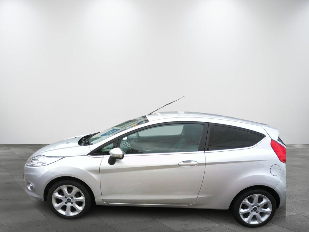 Ford Fiesta 1.6L Titanium Hatchback Euro 5 EF11NZW Silver #4