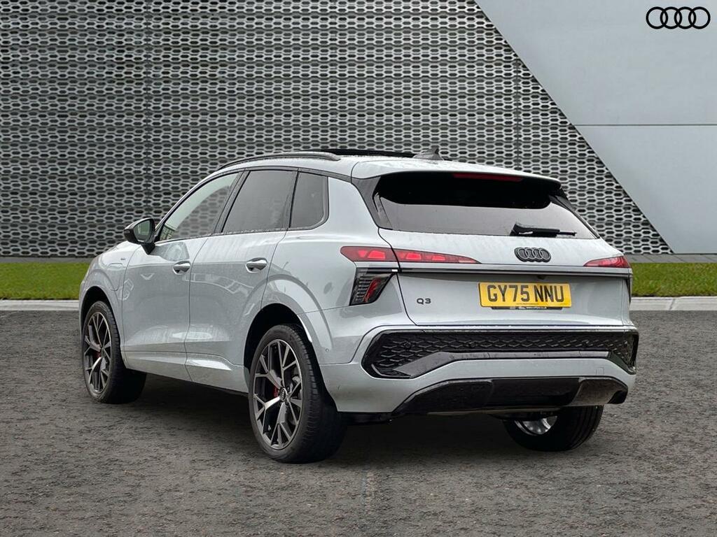 Audi Q3 Suv Launch Edition E-hybrid 272 Ps S Tronic GY75NNU Grey #2